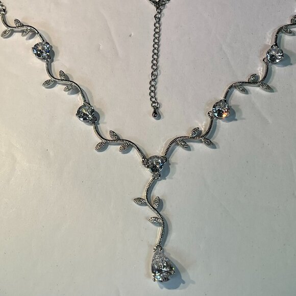 Necklace and Earring Zirconia Silver Art Party Formal Wedding Jewelry set - Picture 5 of 5